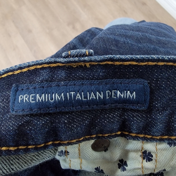 #295 Lucky Brand men's blue jeans size 40WX32L - Picture 7 of 7